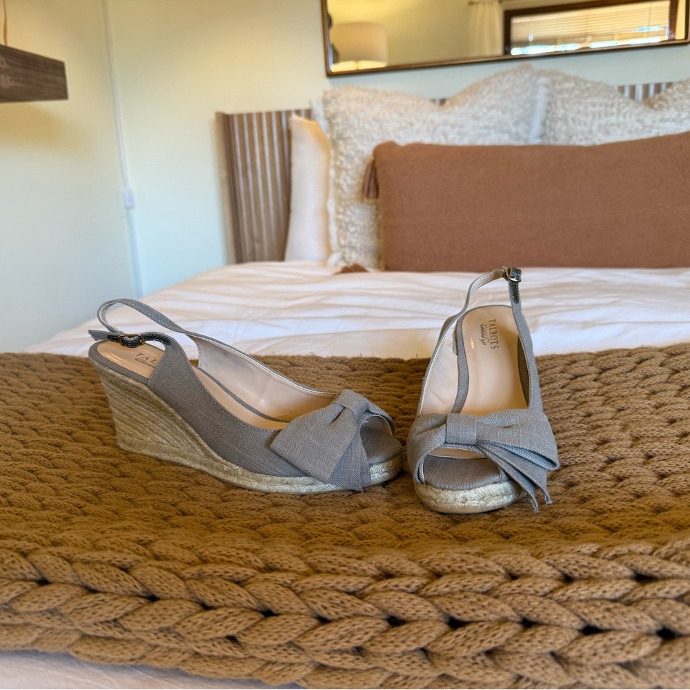 3 for $15 Talbots Women's Gray Wedge Sandals with Bow Coquette Girl Espadrille - Picture 4 of 10